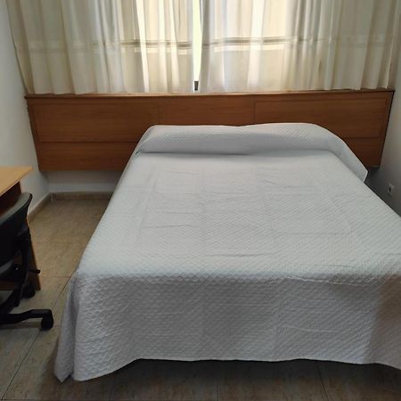 Hostal Jose Luis Brunete Kültér fotó