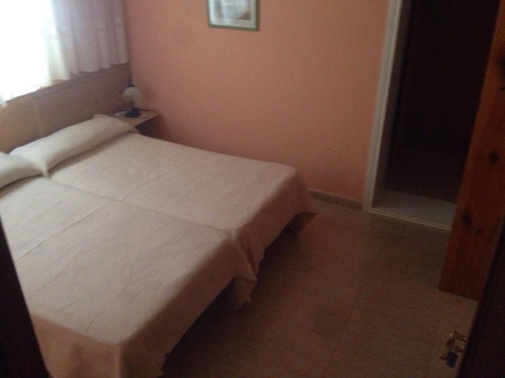 Hostal Jose Luis Brunete Kültér fotó